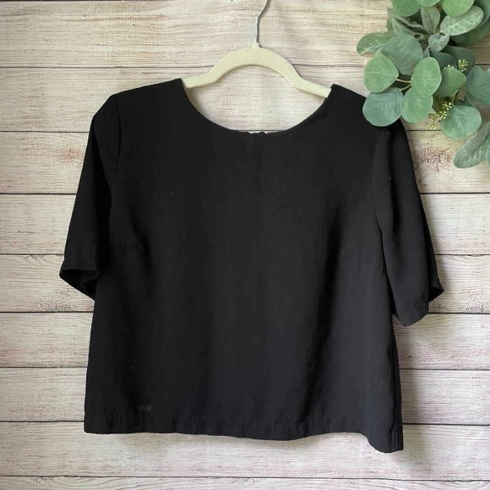 Forever 21 Short Sleeve Top   KA9-24